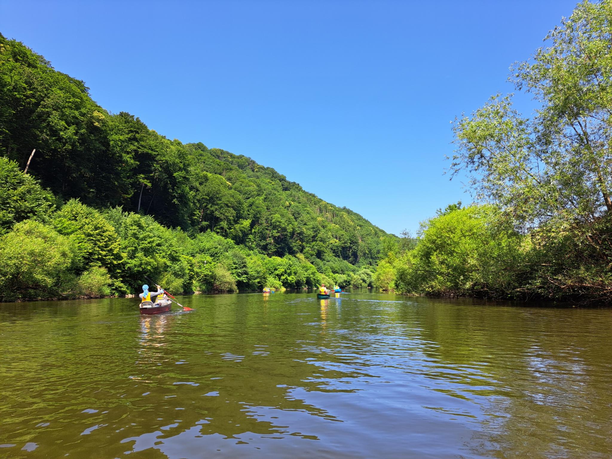 Auf der Lahn mit dem Kanu unterwegs (c) Tobias Petry Auf der Lahn mit dem Kanu unterwegs