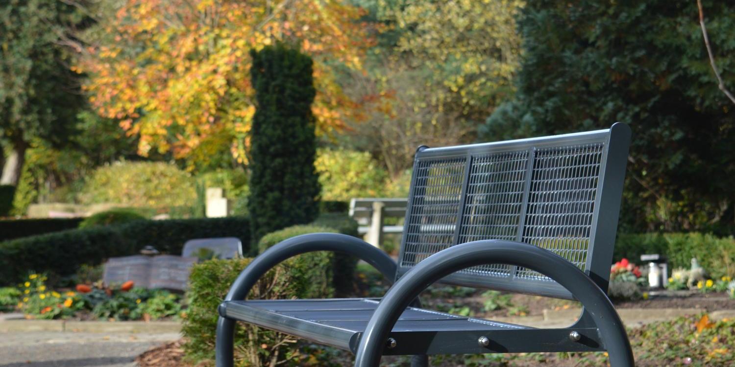 Da sein - auf dem Friedhof