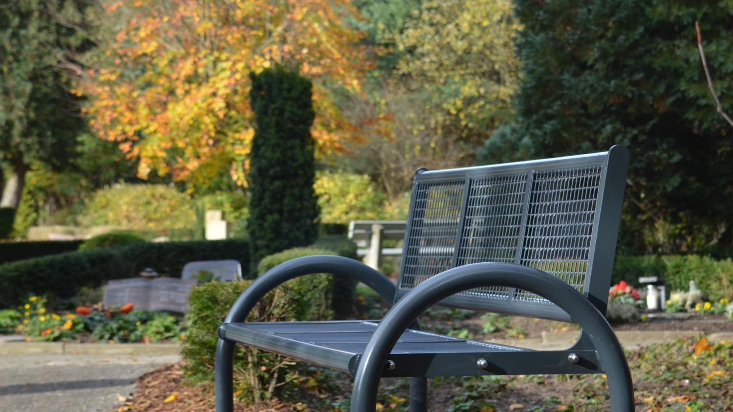 Da sein - auf dem Friedhof