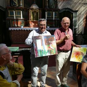 Zum Abschluss des Ateliers wurden bei einer Vernissage alle Arbeiten von Jörg Frank (Mitte rechts) und Joachim Fey gewürdigt.