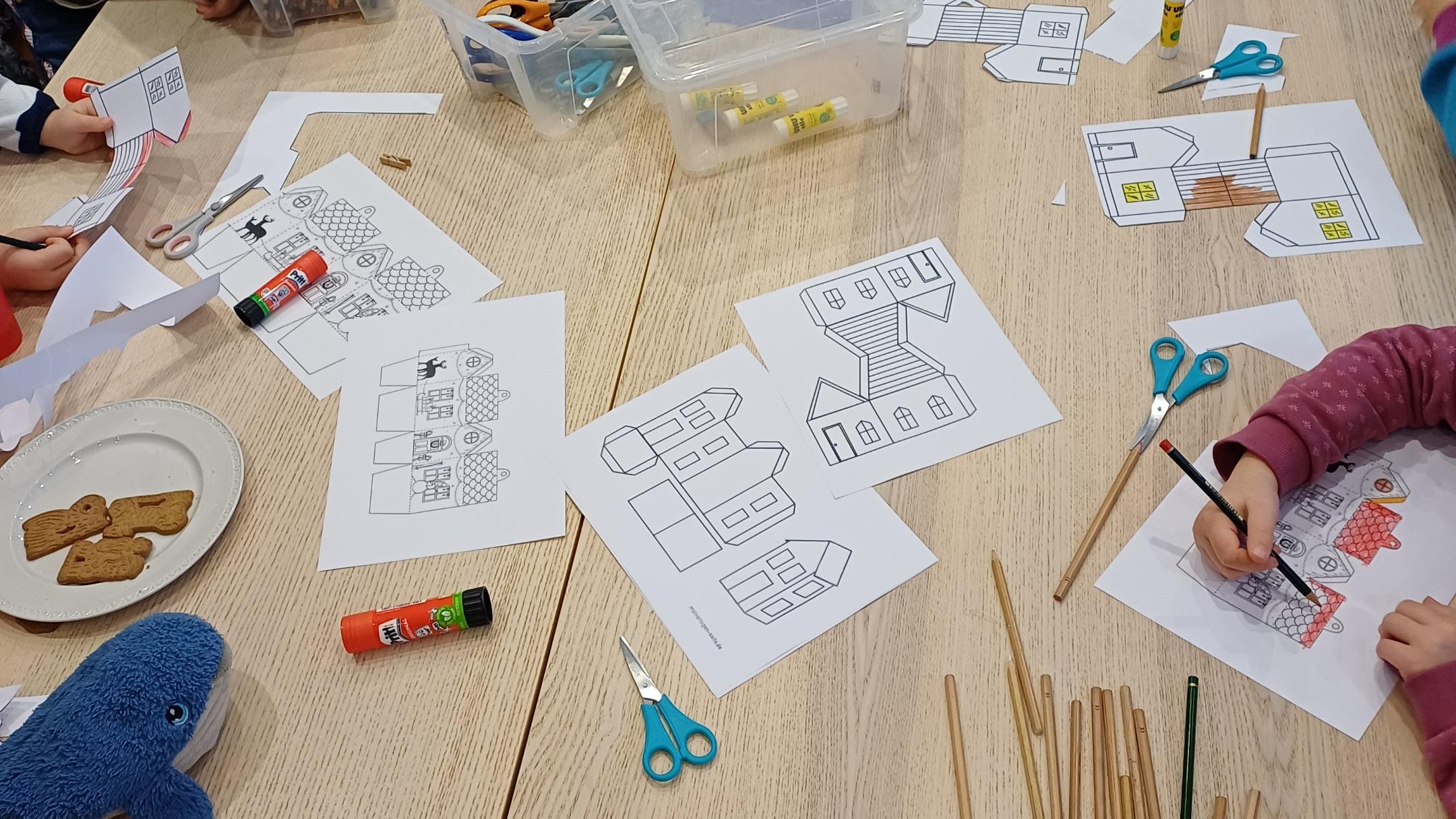 Die Kinder fleißig bei der Arbeit