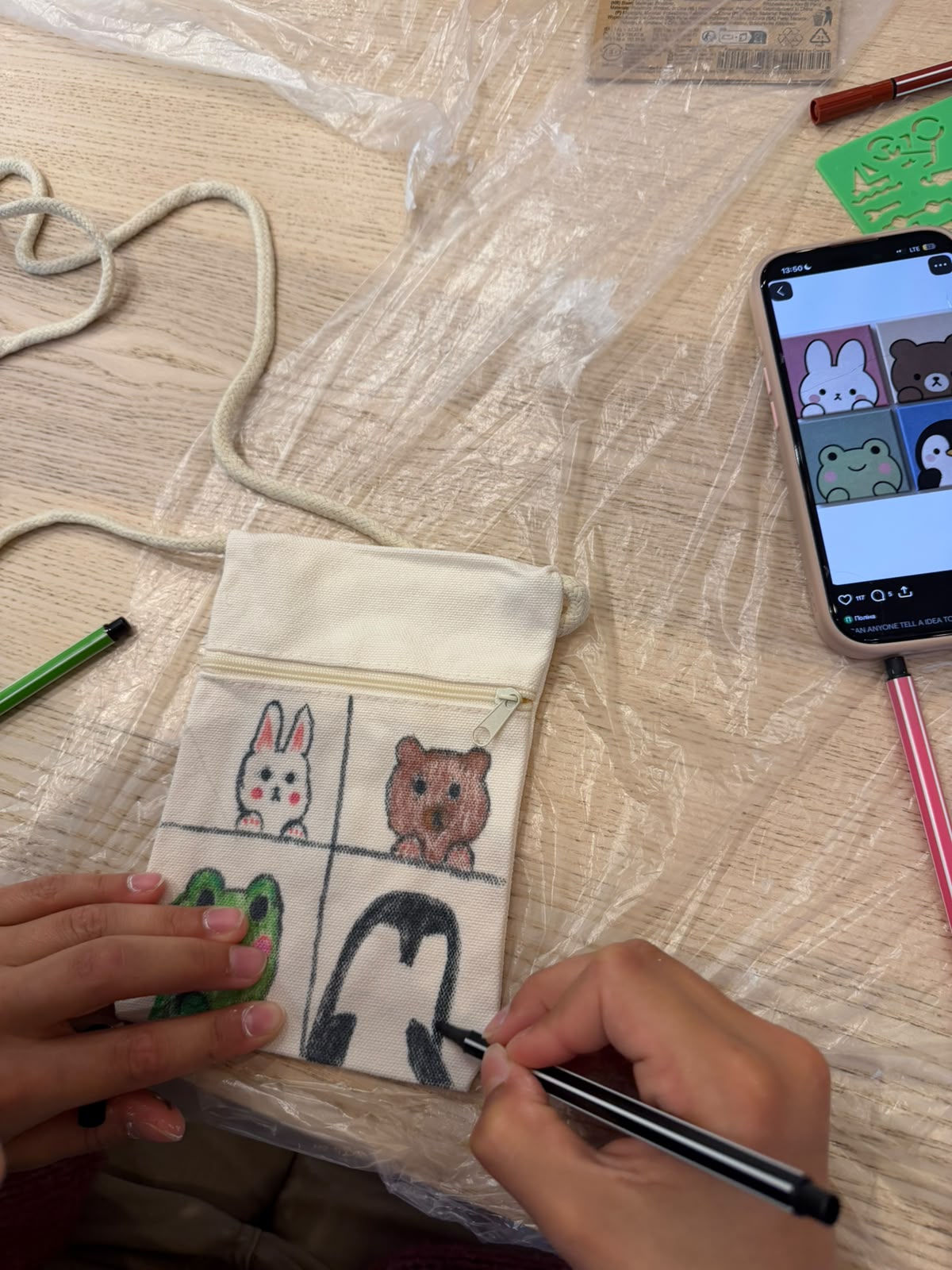 Kreativ vom Anfang bis zum Ende: Mal- und Bastelworkshop