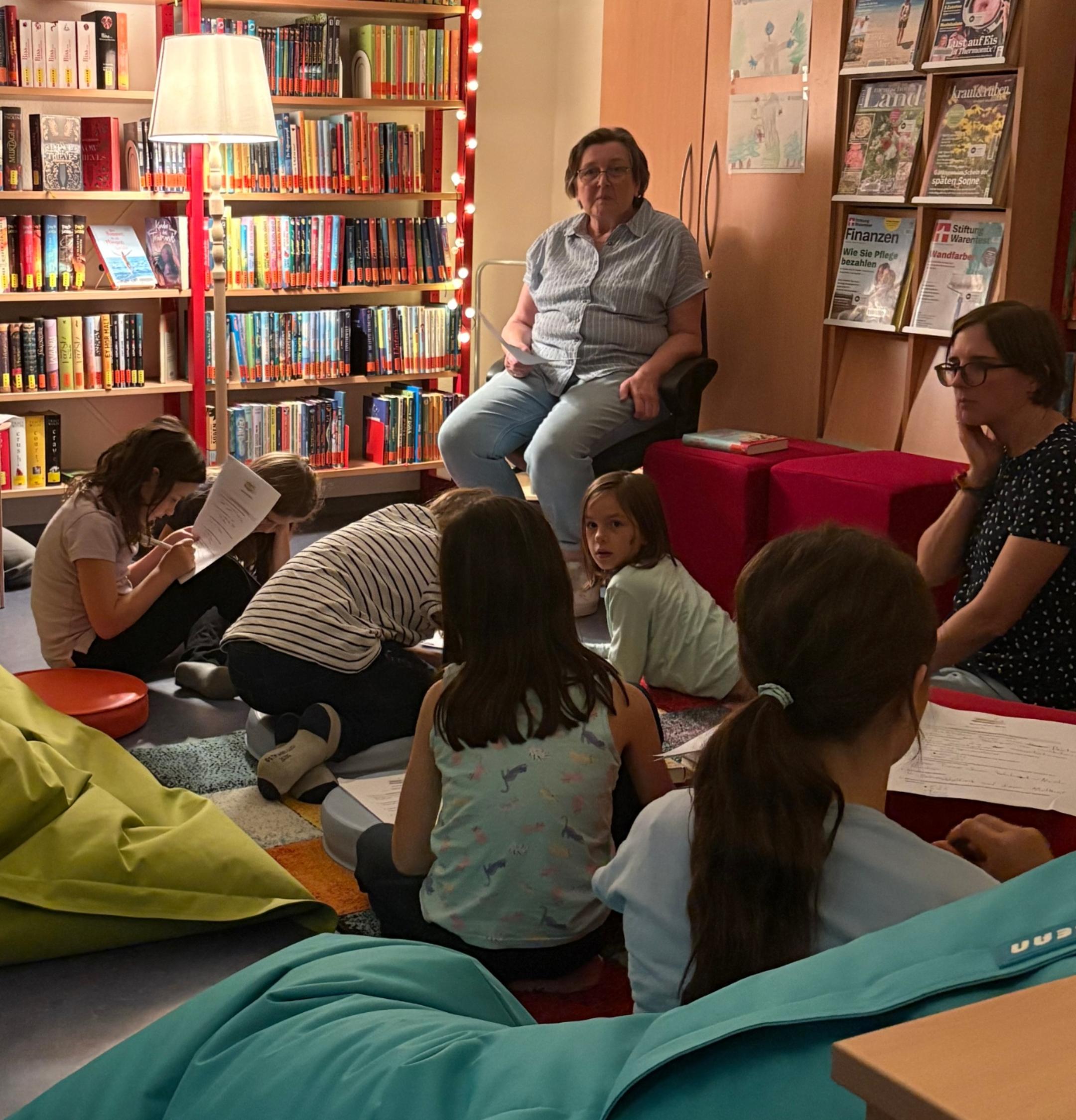 In der KÖB Bad Salzig gab es ein 'Blind Date' mit einem Buch.