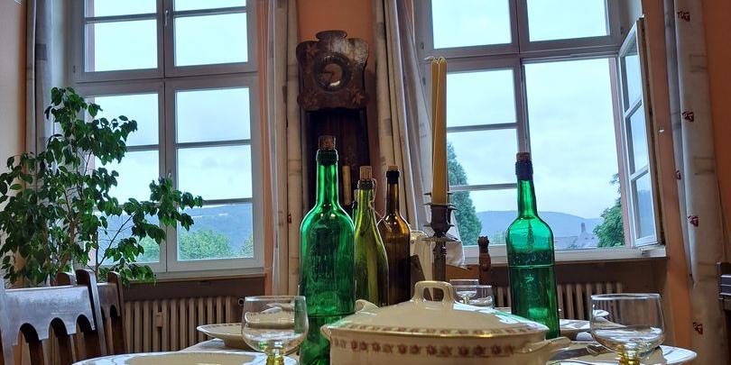 Biblischer Escape-Room: Rette die Hochzeit!